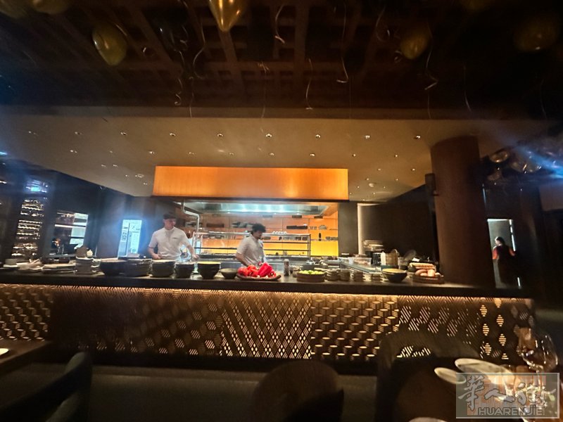 杜塞市中心区域日料店出售，生意好，有意者加微
