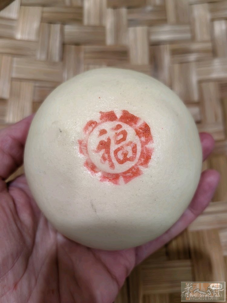 想吃正宗胶东大馒头，枣饽饽，黏豆包，黄米包，满口鲜的青岛大馄饨的～～加我微信！！