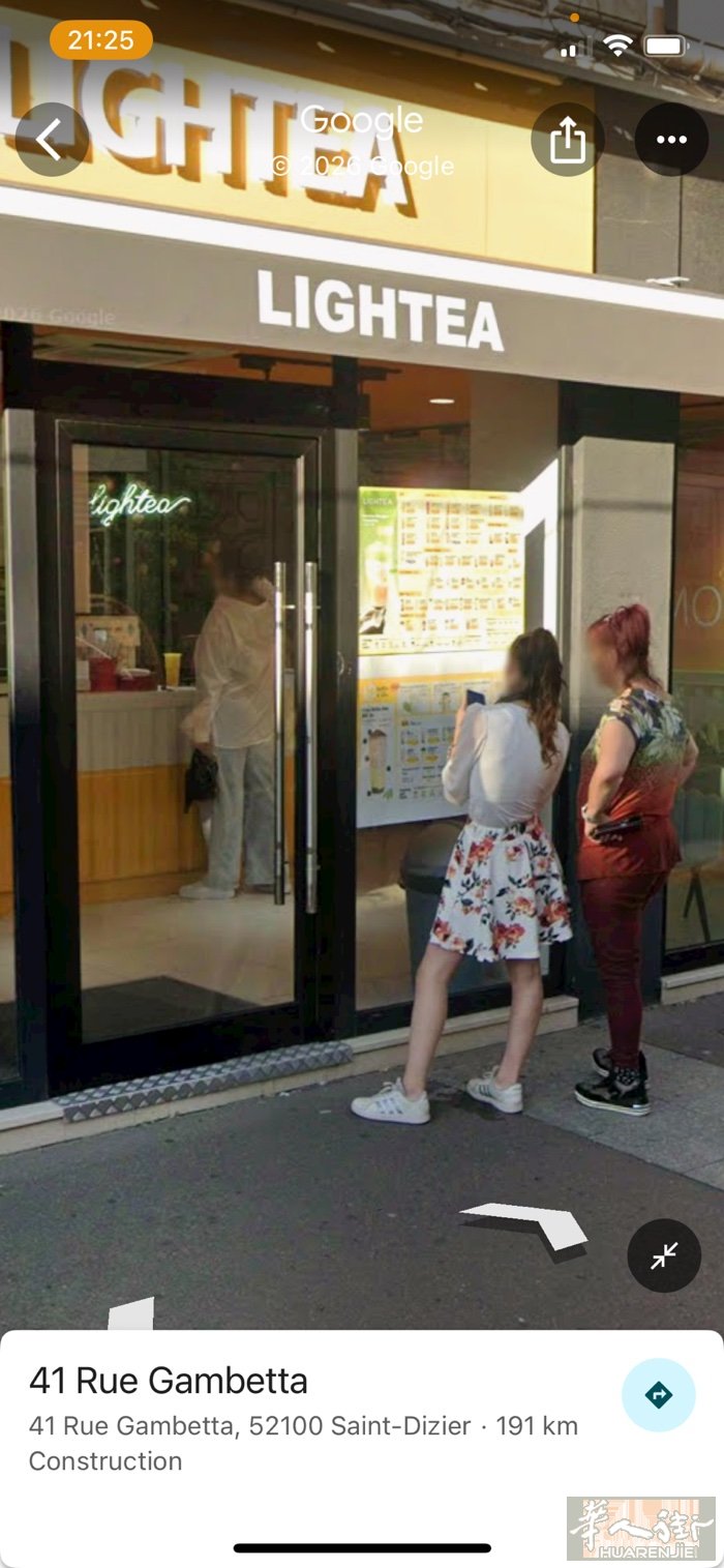 市中心主街，紧邻多所小学、初中、高中，学生客源稳定，人流自然流动。  ⸻