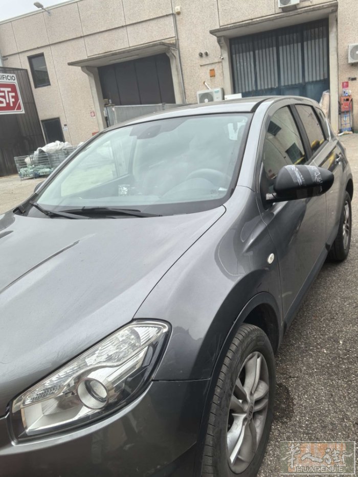 本人有一辆nissan车转让，13年的车，公里数17万车况良好，刚换了车牌跟做了