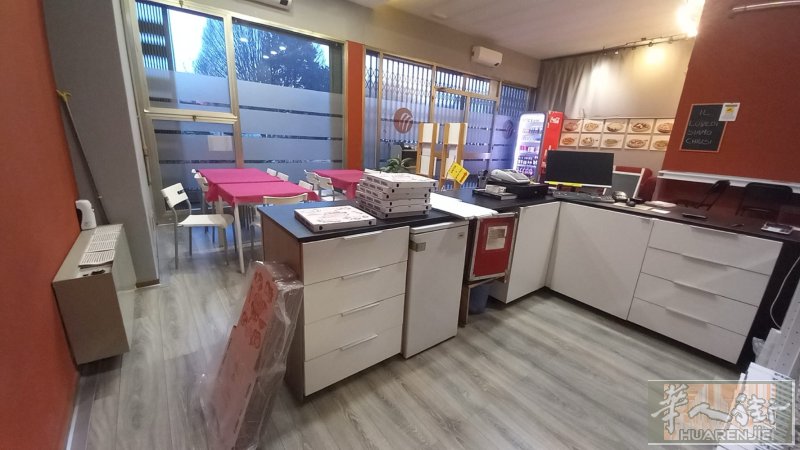 Arzignano 出售披萨店  私人电话☎️：3490063799  披萨店