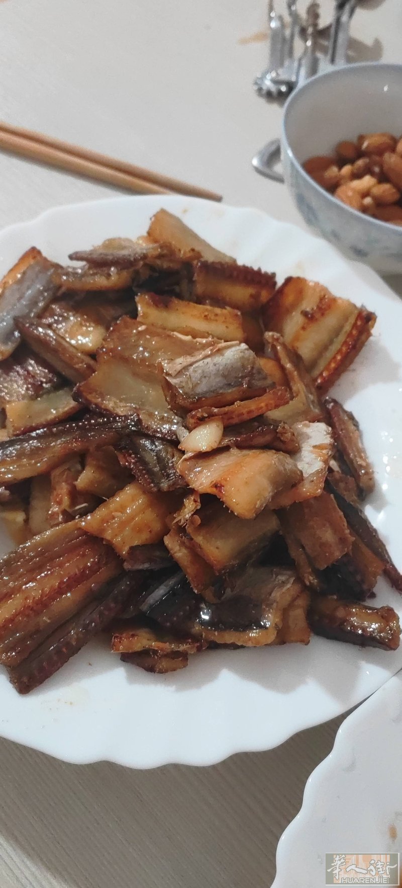 本人求职做烧烤多年了，烧烤店特色菜也会做，需要的老