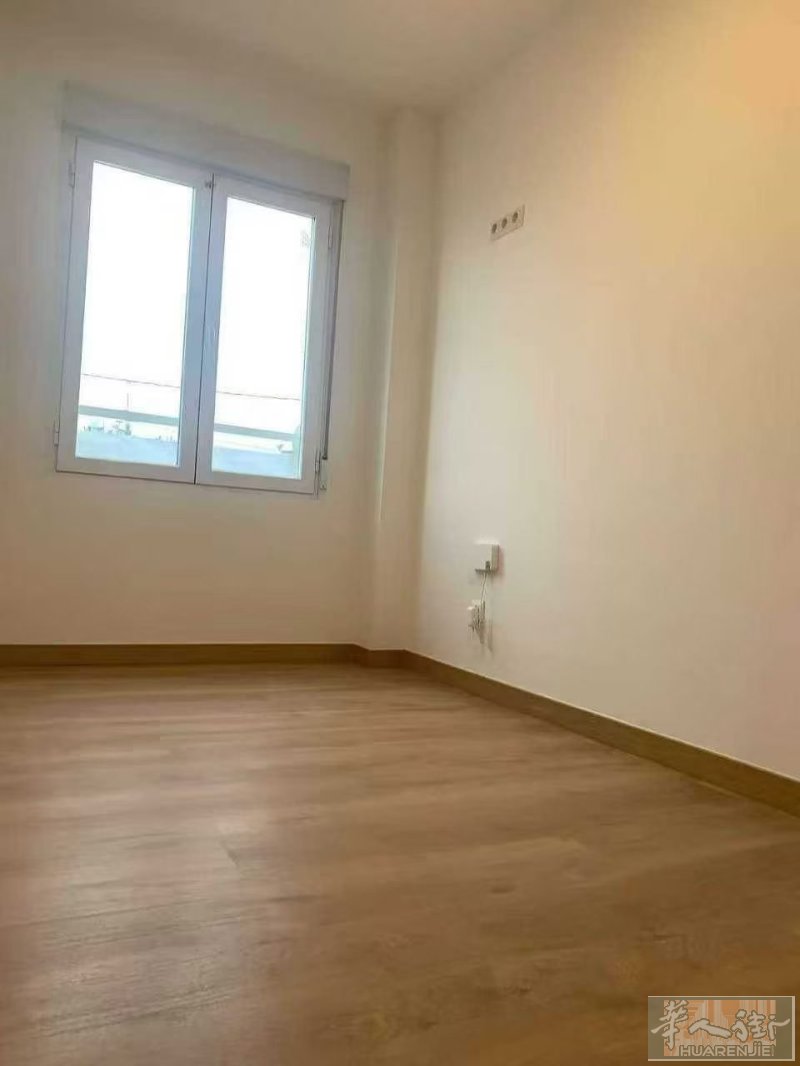 一路Nueva numancia四房一厅出租