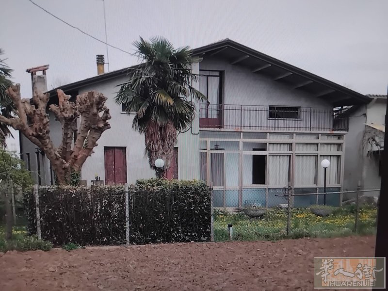 Campolongo Maggiore 出售独立房  私人电话☎️： 348