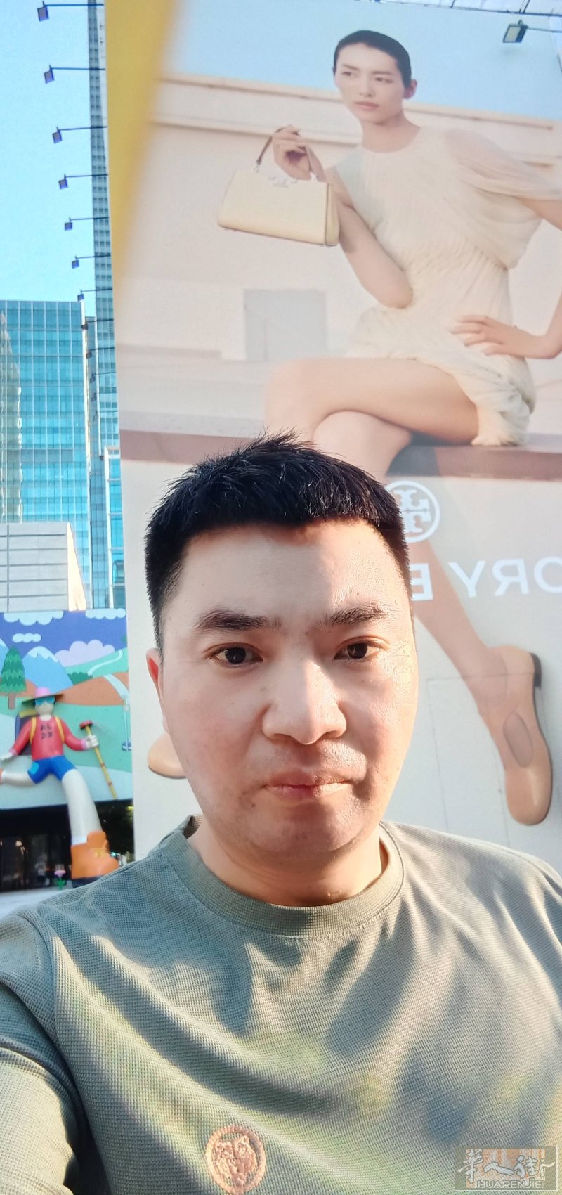本人星期天一整天有时间，因个人原因，求职慕尼黑中餐