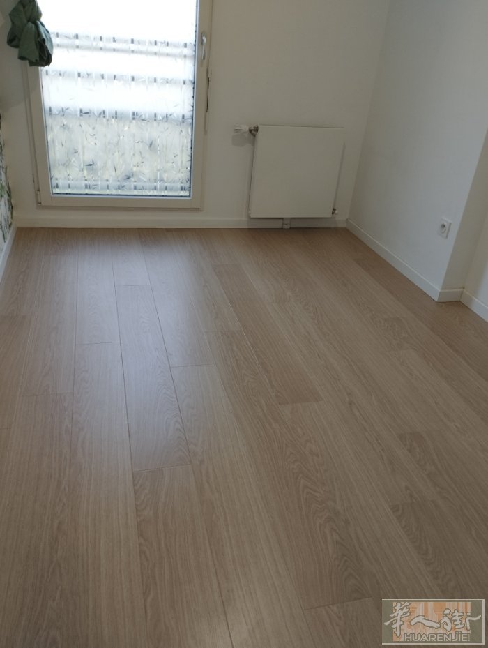 13号黄灯Asnières Gennevilliers les courtill