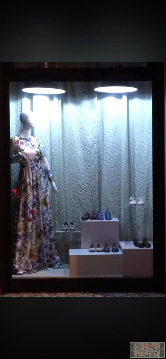 Sanremo 出售 修补店  私人电话☎️： 338 70 14 245  转