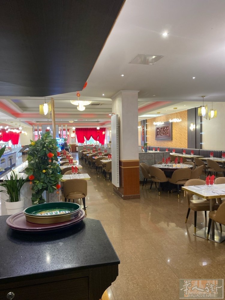 57 省 中餐wok 1000平方 没有人手 便宜卖 联系06999258881