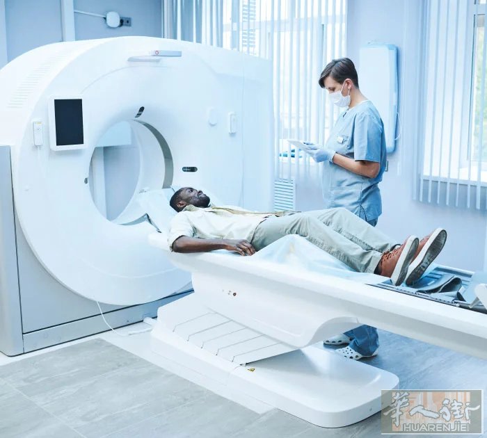 华人体检中心 — 磁共振（RM）快速体检服务  磁共振成像（RM，MRI）是一种