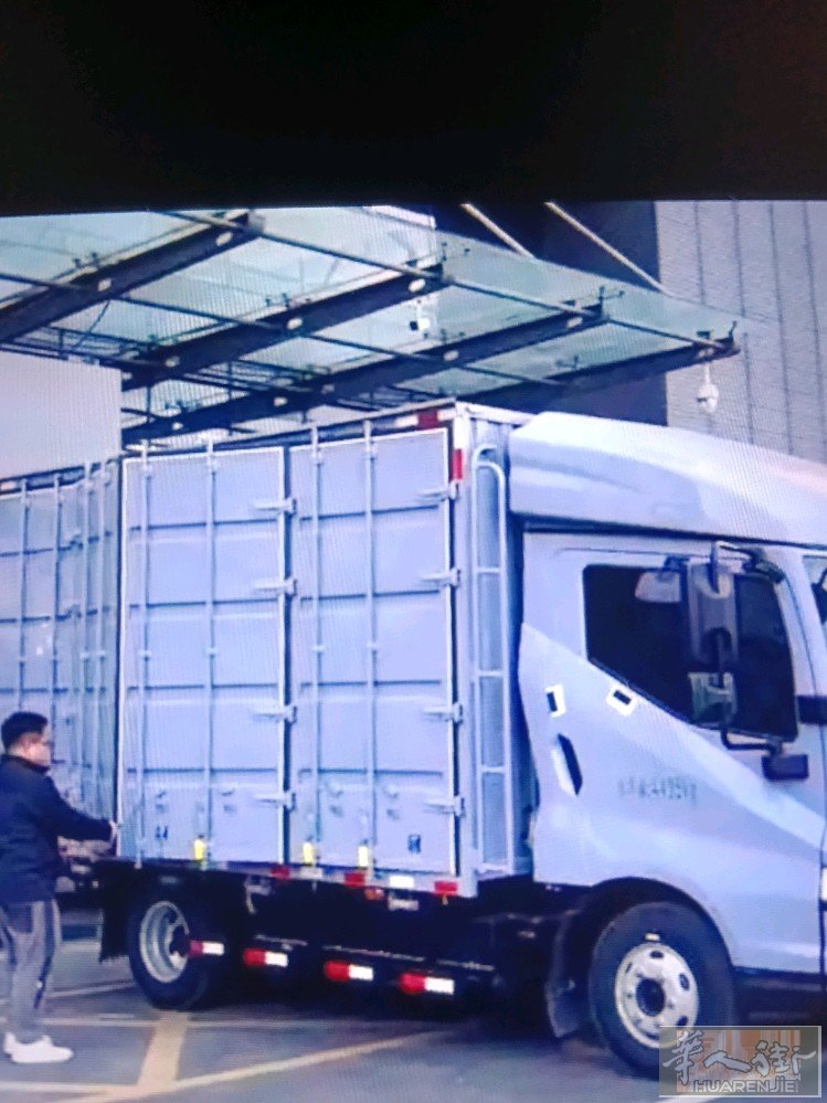 米兰搬家（自带搬运工人）,适合各种搬家服务，接单后上门速度快，欢迎需要搬家的朋友