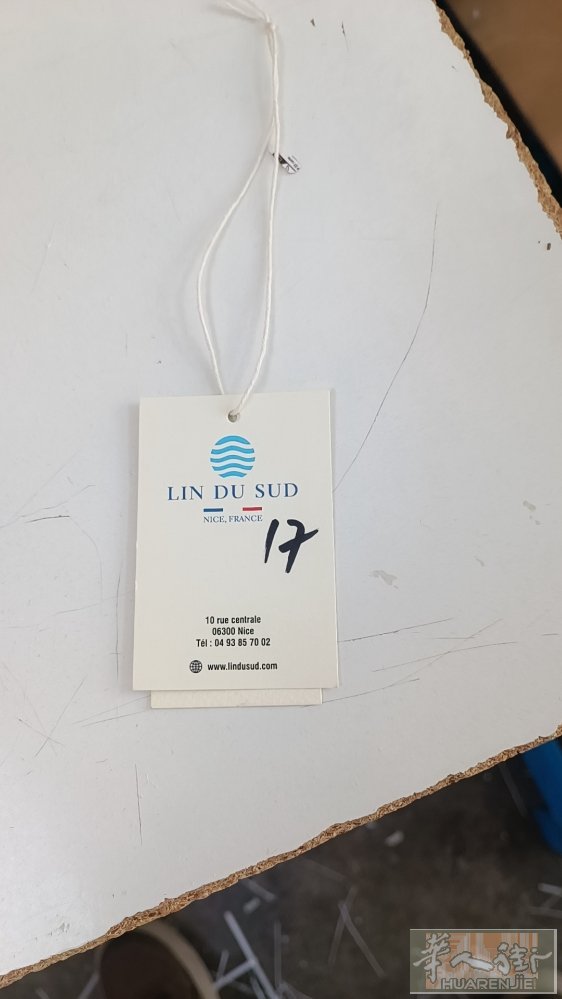 手工吊牌拿回家做现金，联系上午十点到下午十点3388663218