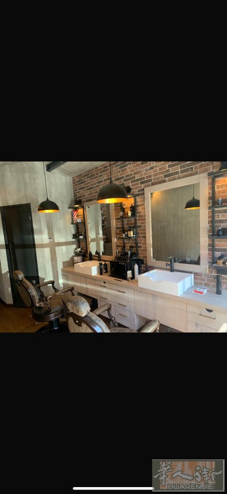 罗马（RM）出售理发店💈。            私人电话☎️：   +39