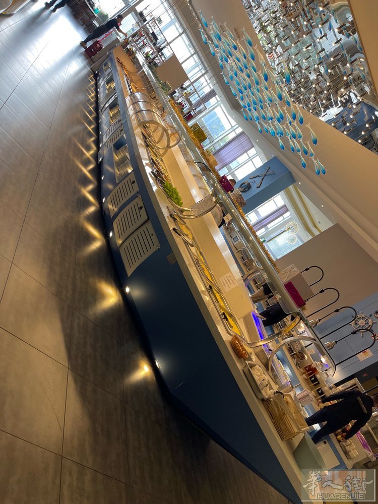 因为需要换新buffet台自助餐台出售