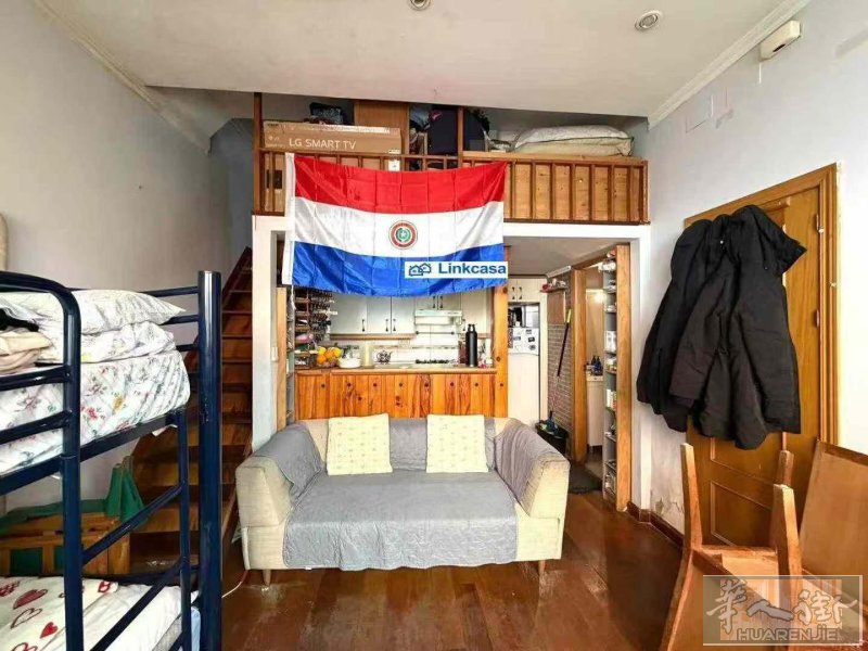 lucero地铁口一套33平bajo 可以拎包入住 ☎️630835189