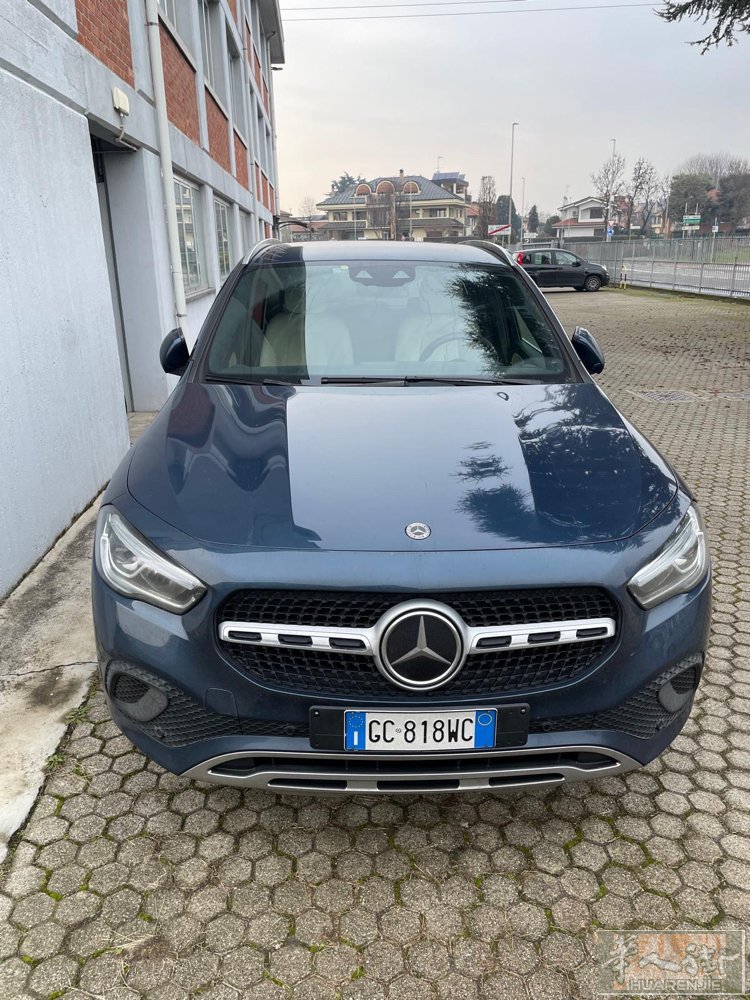 出售二手 Mercedes GLA 250e 年份：2020年10月 里程：11