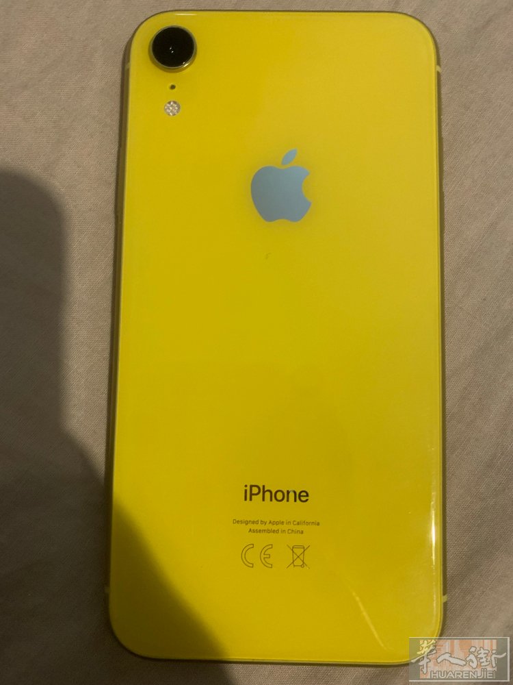 米兰出一个苹果XR 64GB无任何问题 100欧