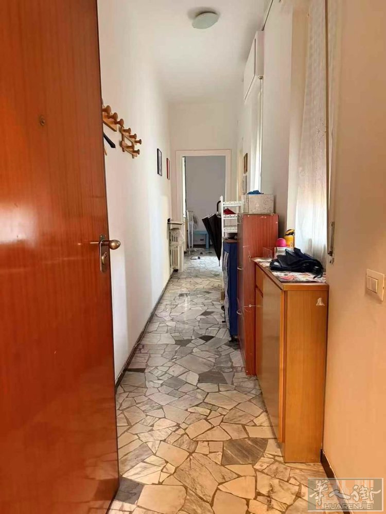 微信milanzufang001 米兰bovisa两室一厅出租 有视频 两室一厅