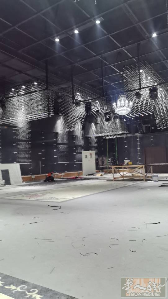 我公司承接酒店，百货，住家，等等房屋的装修与维修，