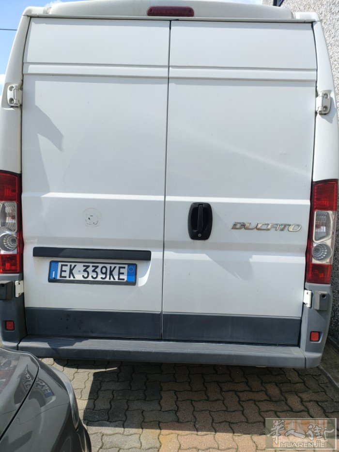 出售货车  fiat Ducato 28万公里  价格 8000欧元 有意者请联