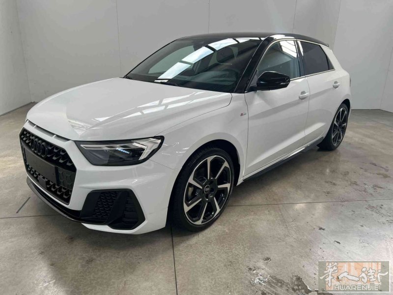 奥迪 A1 Sportback 🚗 自动挡 116CV 1.0汽油🔥