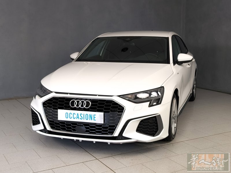 奥迪A3 35 TFSI MHEV S-tronic S Line Edition