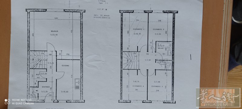 77区,A线地铁 下Lognes 或者 Torcy maison de ville 4房一宁,厨房,两个厕所,有花园,加車房单独位,近巴黎市都超市,陈氏超市,carrefour ,leroy merlin , 加菲厅,,药房,中西餐馆齐国,无杂费,住屋88米两层楼,加一个独立停车场15米,有装饰上层放物,屋里需要专修,价格 25万欧元 ,无介绍费,联系号码.: 陳太：076822 0295 謝謝