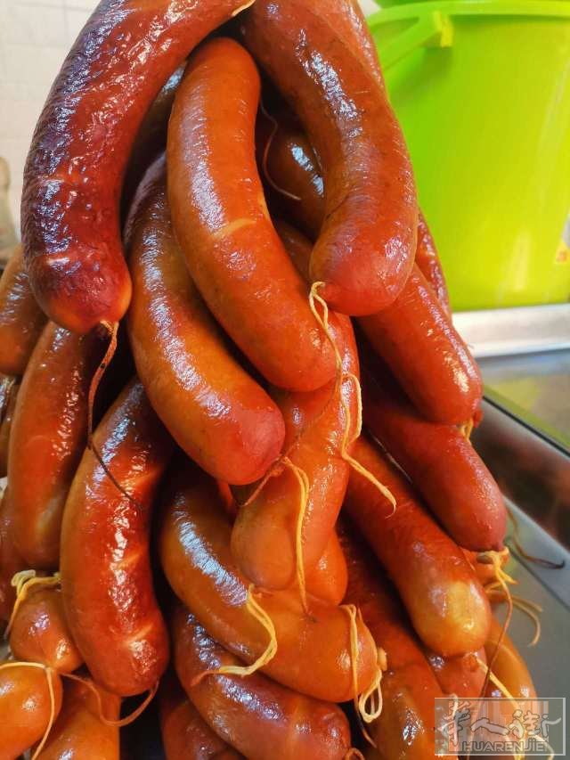 东北纯肉烤肠，嘎嘎香，有需要的联系！3791444