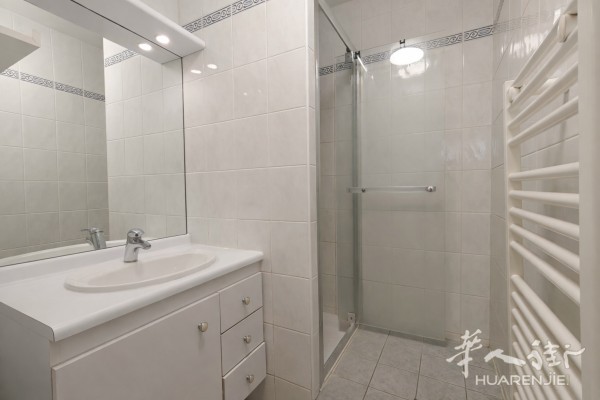 https://att.huarenjie.com/attachment/information/20260319/1773914999750916.jpeg