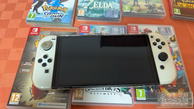 switch 游戏机带热卖卡带一起出一口价