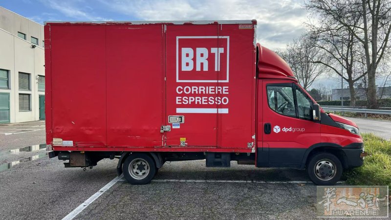 出售brt 带升降camion 3.5 吨 离合器 全新  油箱和filtro全