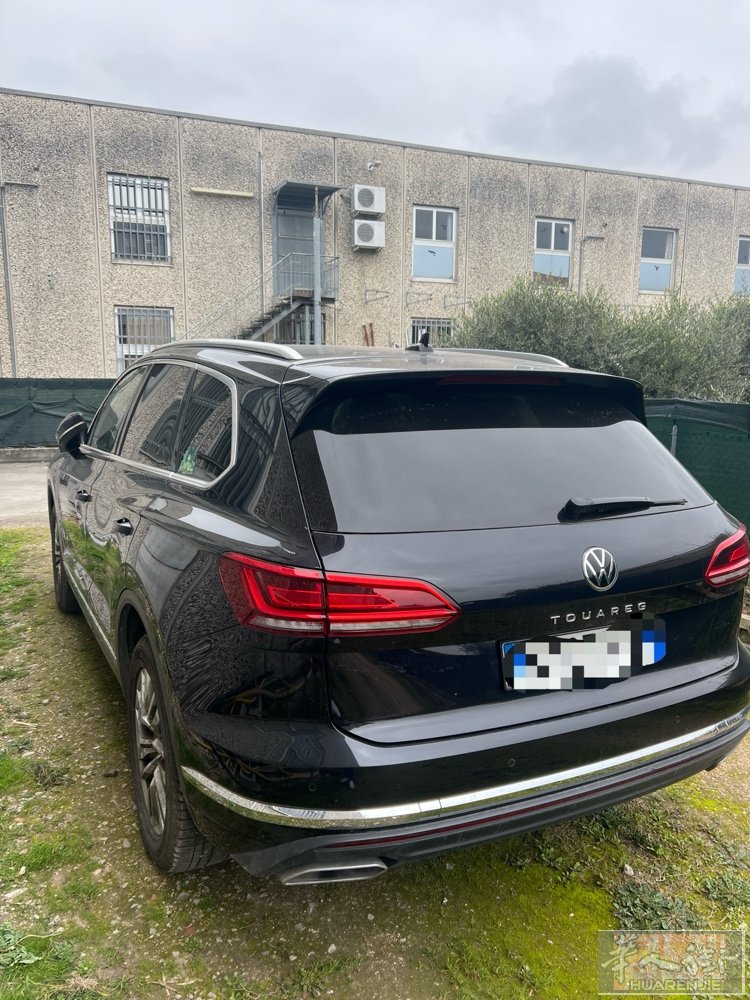 全新买的途锐 touareg atmosphere 版本 2020 年 12 月