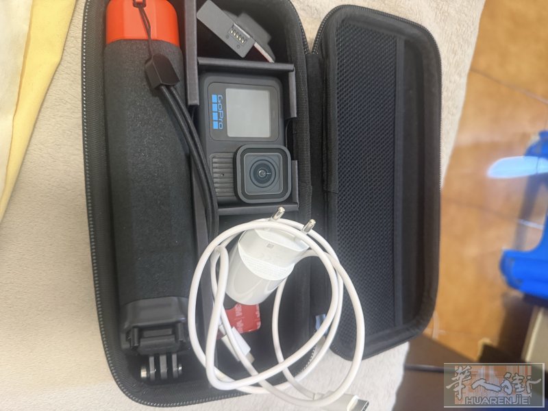 二手出售商品，有意向的可以私信Jie220722