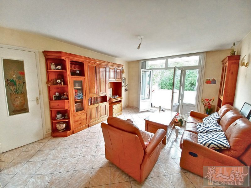 94区 Ivry-sur-Seine｜三房一厅公寓｜68.78平｜27.5万欧｜带 阳台 地窖
