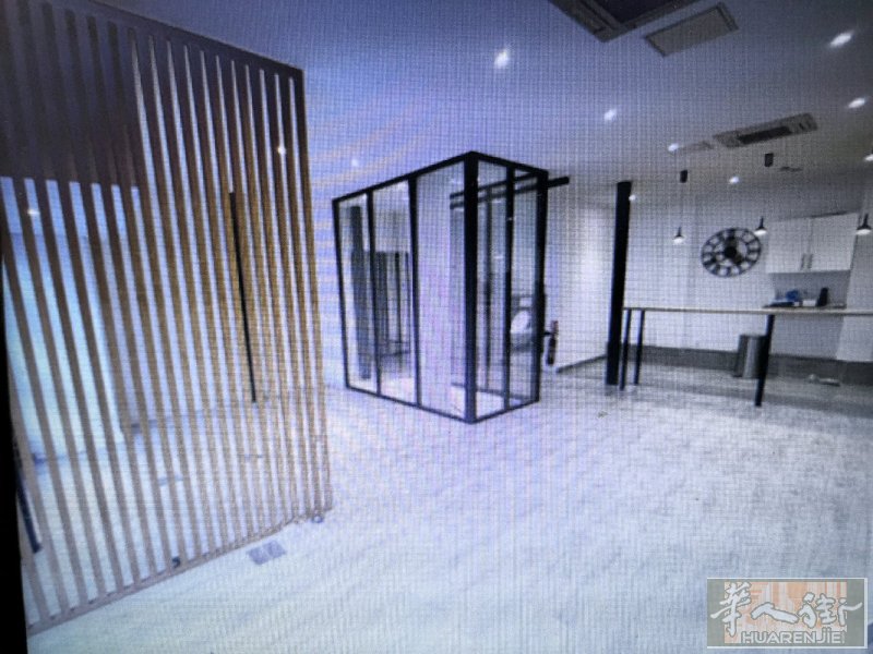 7区空店出租  类型：不可以扰民 推荐：内部全新 位置： rue de gren