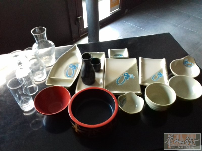 餐馆关闭各种生活用品1欧数量不限