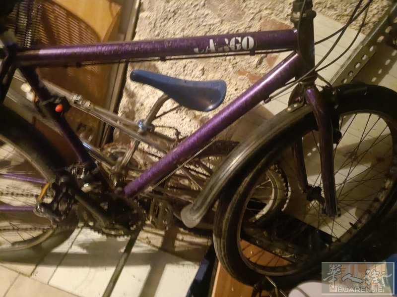 本人有大人和小孩自行车🚲出售