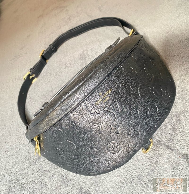 LV 包  纯牛皮 Made in France 便宜出掉 仅有一个 可面交 可