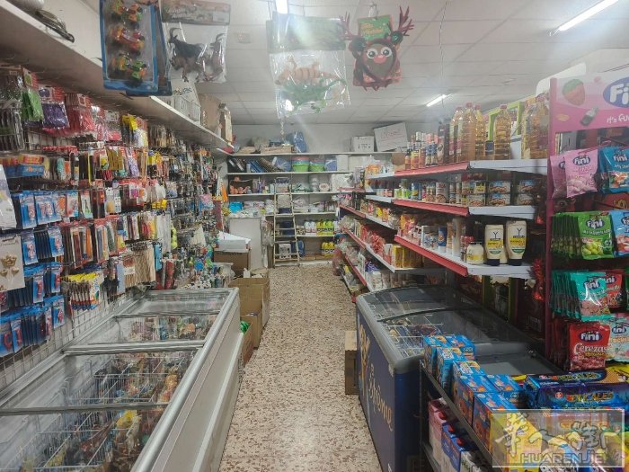 villaverde alto糖果店转让，130平方，生意在550到600，房租