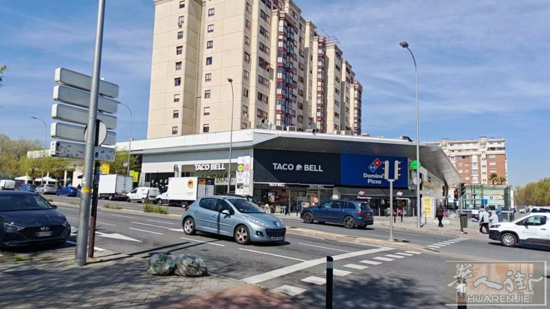 马德里地铁🚇三号线san fermin 出租🏠两室一厅，1楼，带电梯🛗全新