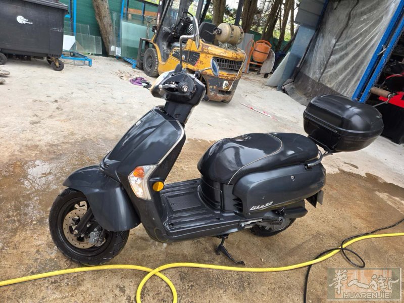 出 scooter 跑了4000公里左右
