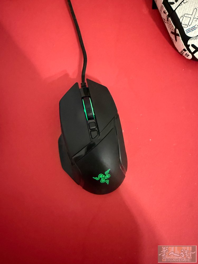 毒蝰v3 买过来4个月很少用，没包装 微信sss311852821