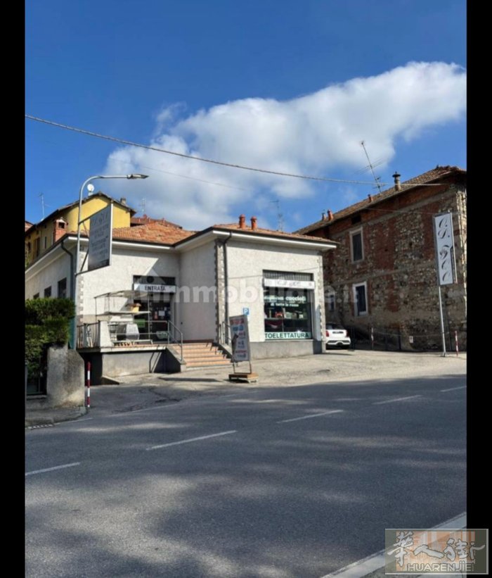 出售店铺varese 现出售一间 约360平方米的大型商业店铺，位置优越，临街可