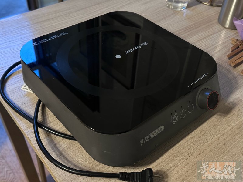 电陶炉  不区分锅具 可以煮火锅 砂锅也可以用