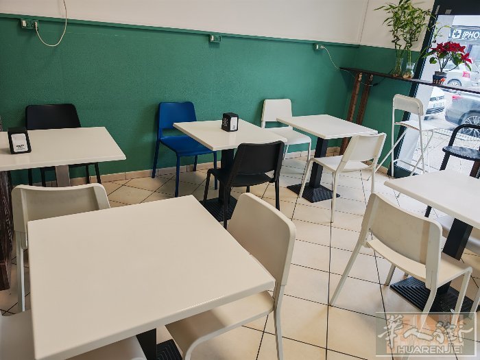 Bologna市区酒吧有老虎机转让