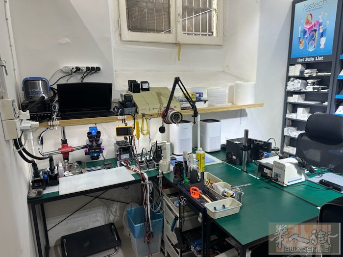 罗马A线地铁口手机店，招维修手机学徒 ， 年轻肯学做长期 。