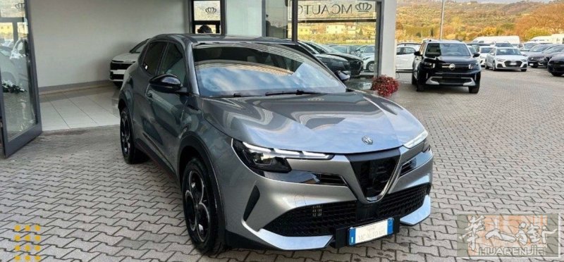 Alfa Romeo Junior 25年11月新车 0公里1.2 汽油/电混动