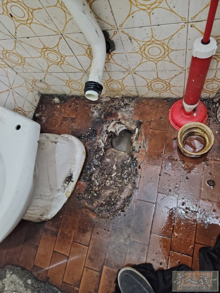 装修 专接  零零碎碎，修修补补，修补墙面   刷涂料  贴瓷砖  换水龙头