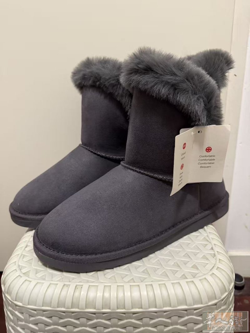 出 全新雪地靴
