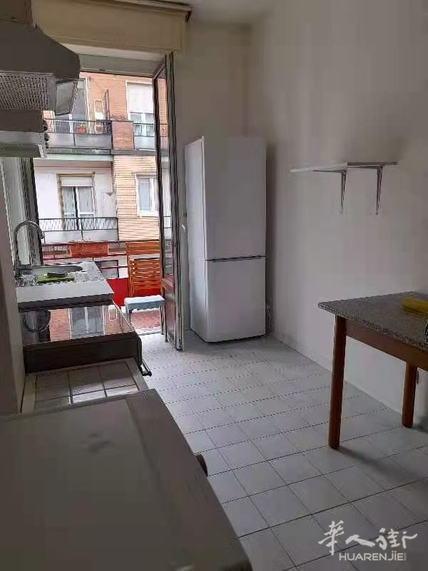 https://att.huarenjie.com/attachment/information/20260401/1775057432572894.jpg