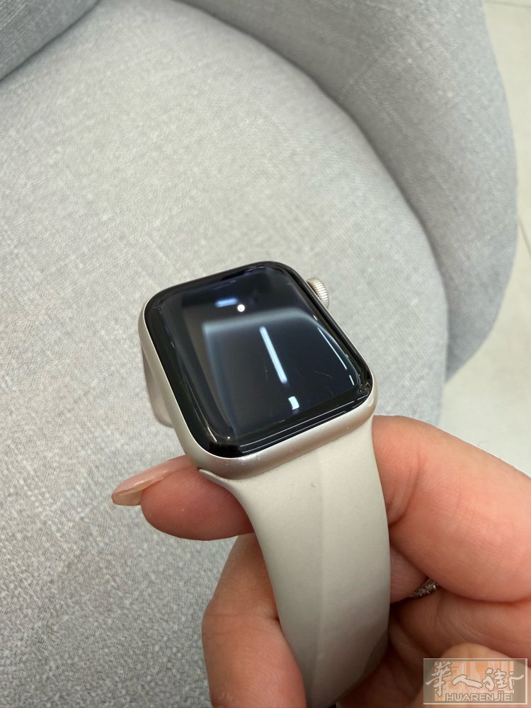 出二手applewatch se 2 gps 65欧米兰华人街或者黄线brent